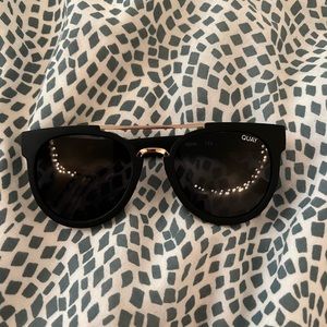 Quay sunnies
